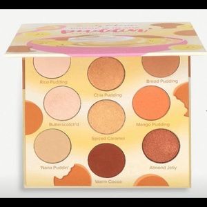 Beauty Bakerie Eyeshadow palette